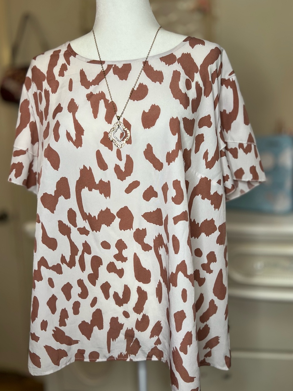 SHEIN Cream and Brown Leopard Print Short Sleeve Top